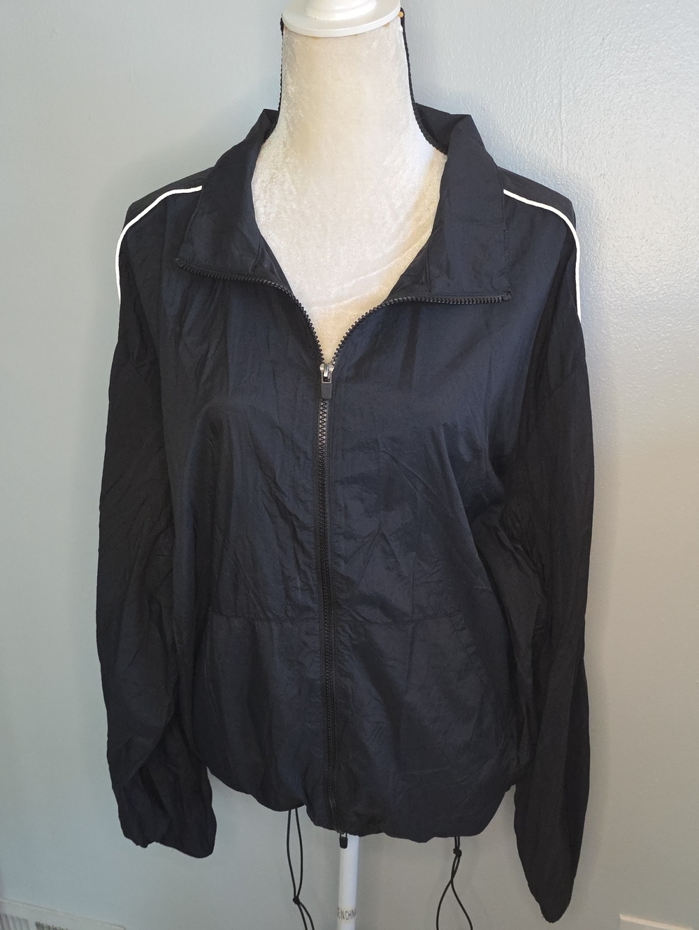 Fabletics Oversized Lightweight Black Zip-Front Jacket / XXL